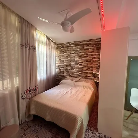 Loma - Wifi, Centro A 200 Metros, Playa A 850 Metros, Nuevo, Tiendas A Menos De 5 Minutos Apartment Torremolinos
